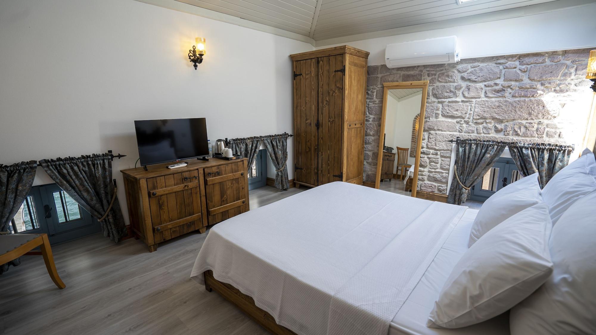 Villa Pietra Butik Otel Ayvalı Esterno foto