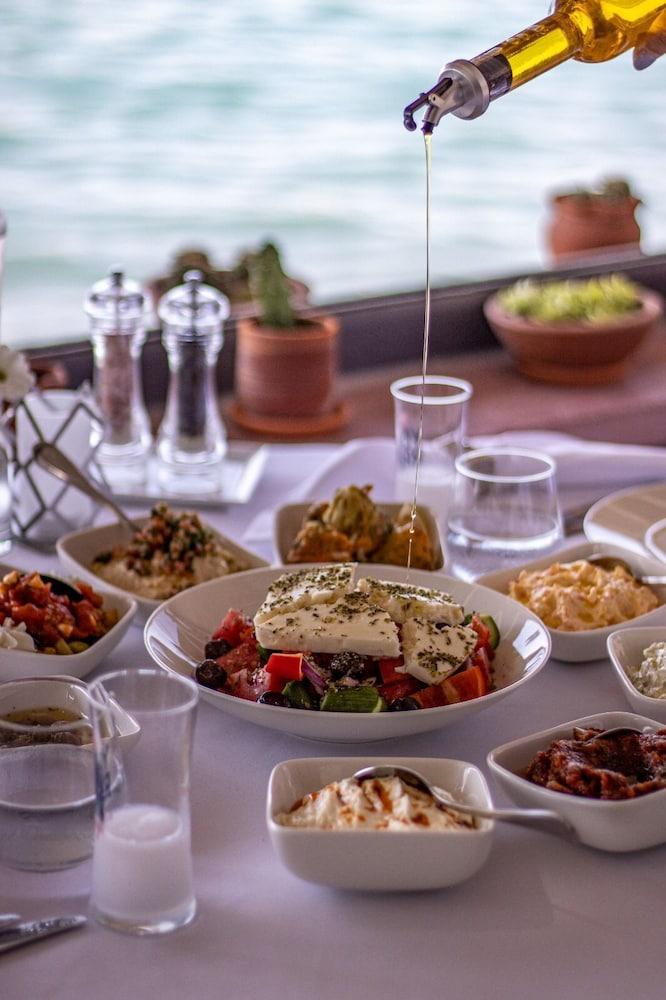 Villa Pietra Butik Otel Ayvalı Esterno foto